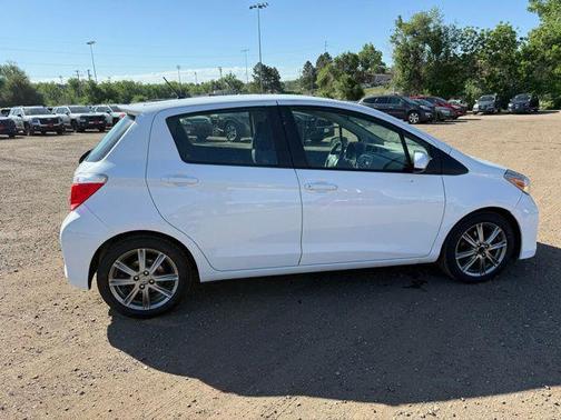 Super White 2012 Toyota Yaris SE