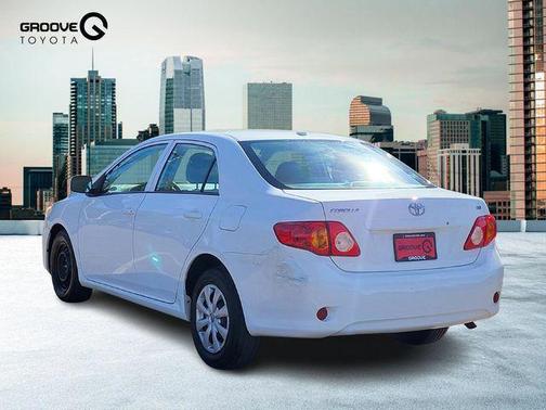 2010 Toyota Corolla LE