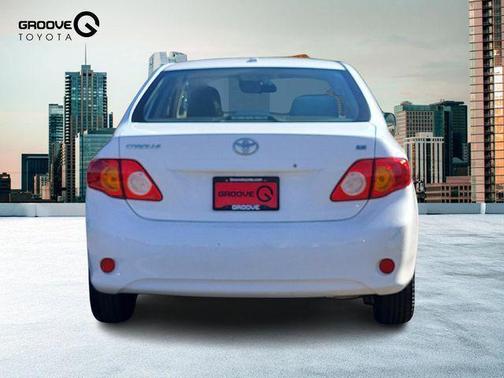 2010 Toyota Corolla LE