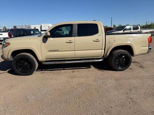 Quicksand 2017 Toyota Tacoma SR5
