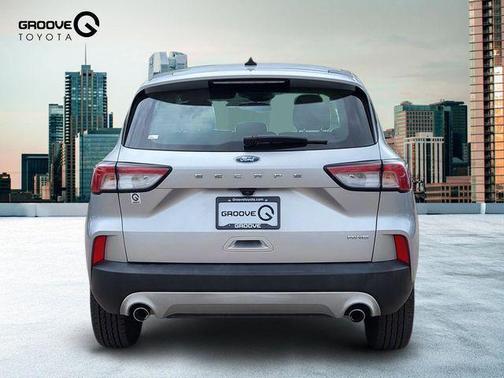 Ingot Silver Metallic 2020 Ford Escape S