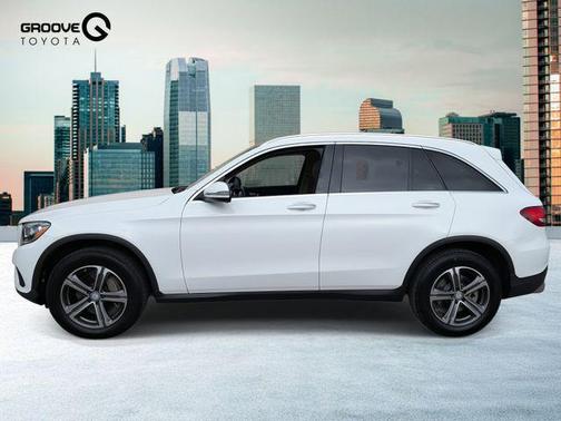 2017 Mercedes-Benz GLC 300 4MATIC
