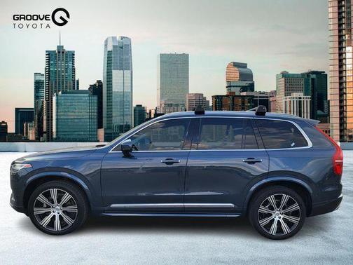 2022 Volvo XC90 T6 Inscription
