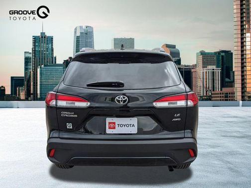 2025 Toyota Corolla Cross LE