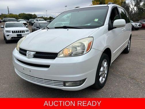 2004 Toyota Sienna XLE
