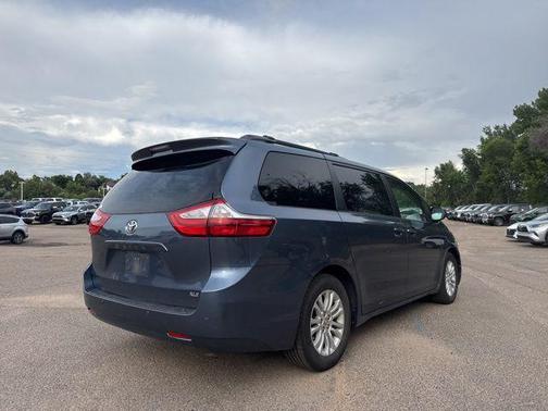 2015 Toyota Sienna XLE Premium