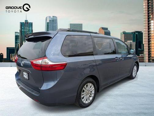 2015 Toyota Sienna XLE Premium