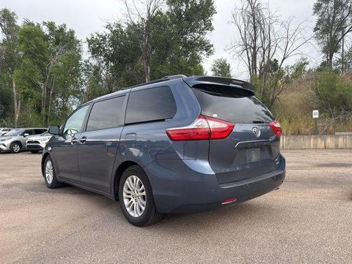 2015 Toyota Sienna XLE Premium