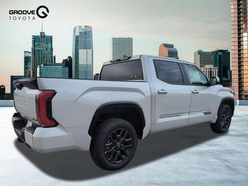 2025 Toyota Tundra Hybrid Platinum
