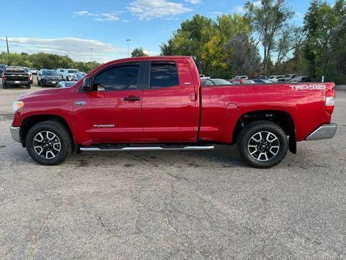 2017 Toyota Tundra SR5