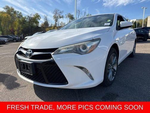 2017 Toyota Camry SE