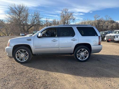 2013 Cadillac Escalade Premium