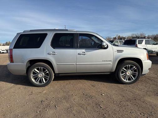 2013 Cadillac Escalade Premium