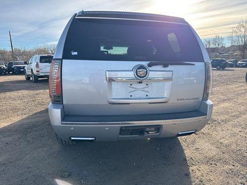 2013 Cadillac Escalade Premium