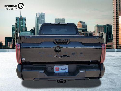 2025 Toyota Tundra Hybrid Platinum