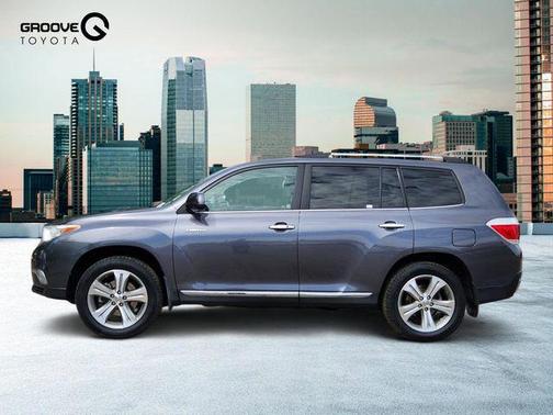Magnetic Gray Metallic 2012 Toyota Highlander Limited