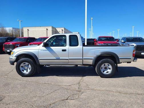 2004 Toyota Tacoma Xtracab