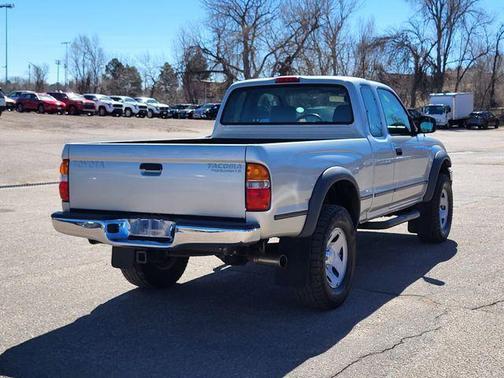 2004 Toyota Tacoma Xtracab