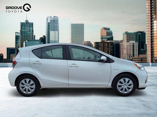 Moonglow 2014 Toyota Prius c Two