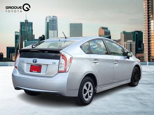 2013 Toyota Prius Two
