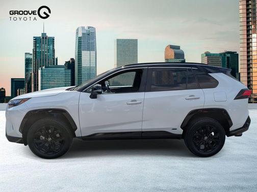 2023 Toyota RAV4 Hybrid SE