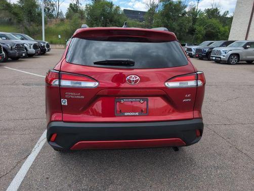 2025 Toyota Corolla Cross LE