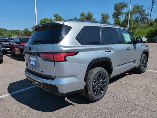 2025 Toyota Sequoia Platinum