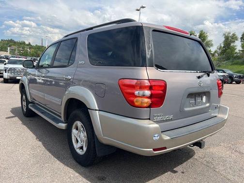 2002 Toyota Sequoia SR5