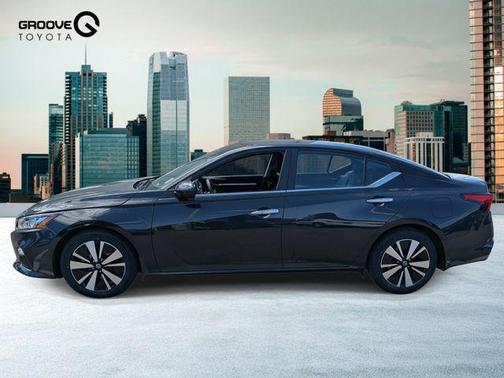 2022 Nissan Altima 2.5 SV