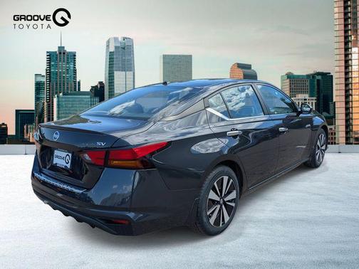 2022 Nissan Altima 2.5 SV