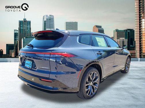 2025 Toyota Crown Signia Limited