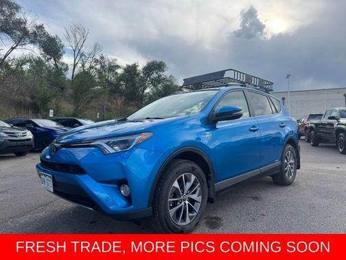 2017 Toyota RAV4 Hybrid XLE