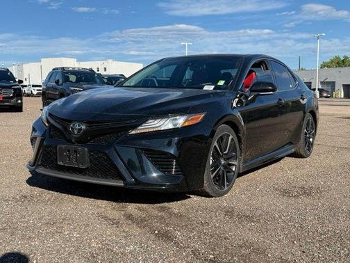 Midnight Black Metallic 2018 Toyota Camry XSE