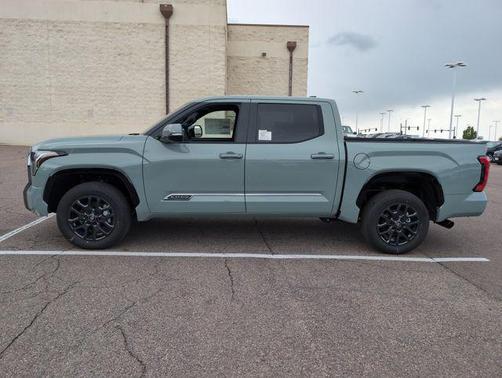 2025 Toyota Tundra Platinum