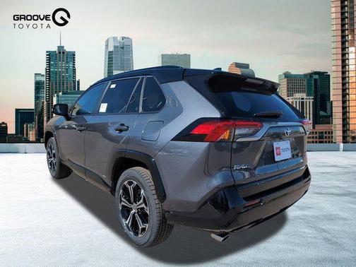 2025 Toyota RAV4 Hybrid SE