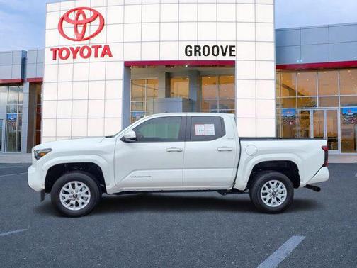 Ice Cap 2025 Toyota Tacoma SR5