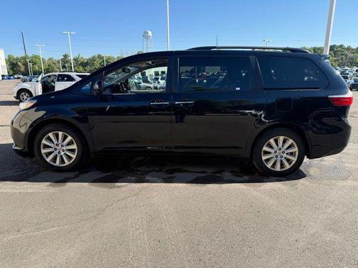 2015 Toyota Sienna XLE