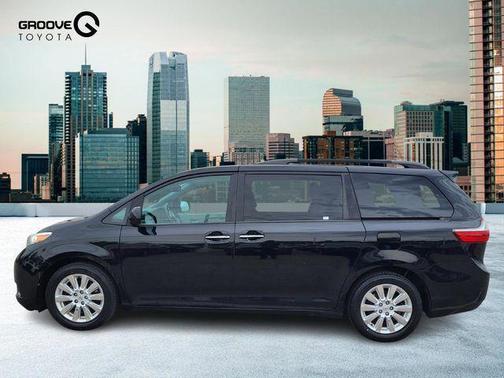 2015 Toyota Sienna XLE