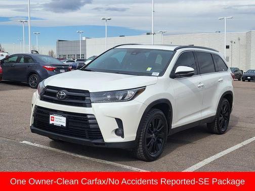 2019 Toyota Highlander SE