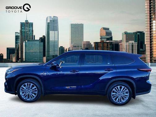 2025 Toyota Highlander Platinum