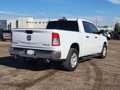 Bright White Clearcoat 2023 RAM 1500 Big Horn/Lone Star