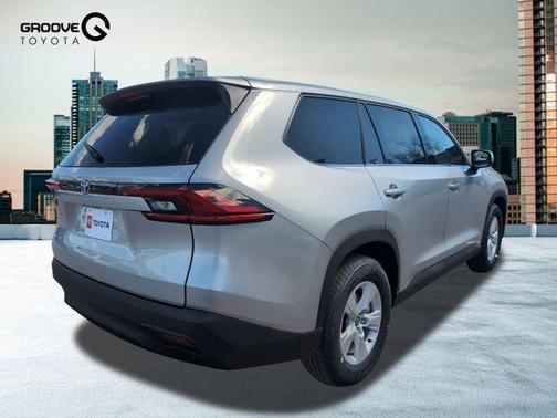 2025 Toyota Highlander Hybrid LE