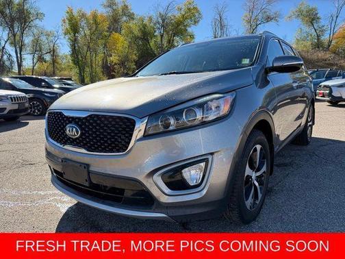 2016 Kia Sorento EX