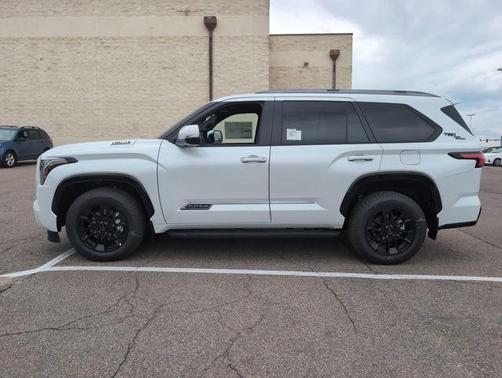 2025 Toyota Sequoia Platinum