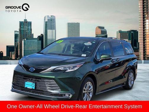 2023 Toyota Sienna Platinum