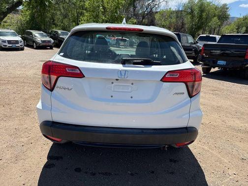 White Orchid Pearl 2017 Honda HR-V LX