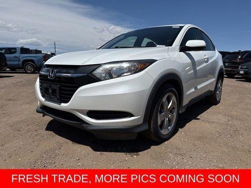 White Orchid Pearl 2017 Honda HR-V LX