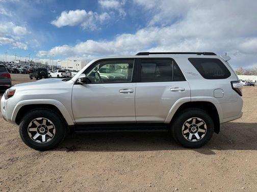 2024 Toyota 4Runner TRD Off Road