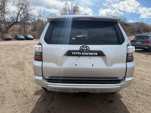 2024 Toyota 4Runner TRD Off Road