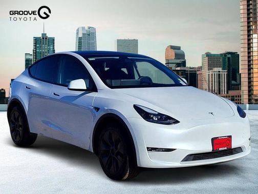 2024 Tesla Model Y Long Range Dual Motor All-Wheel Drive